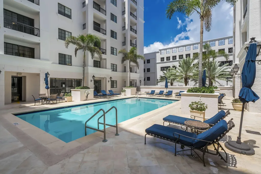 233 S Federal Highway Boca Raton FL 33432