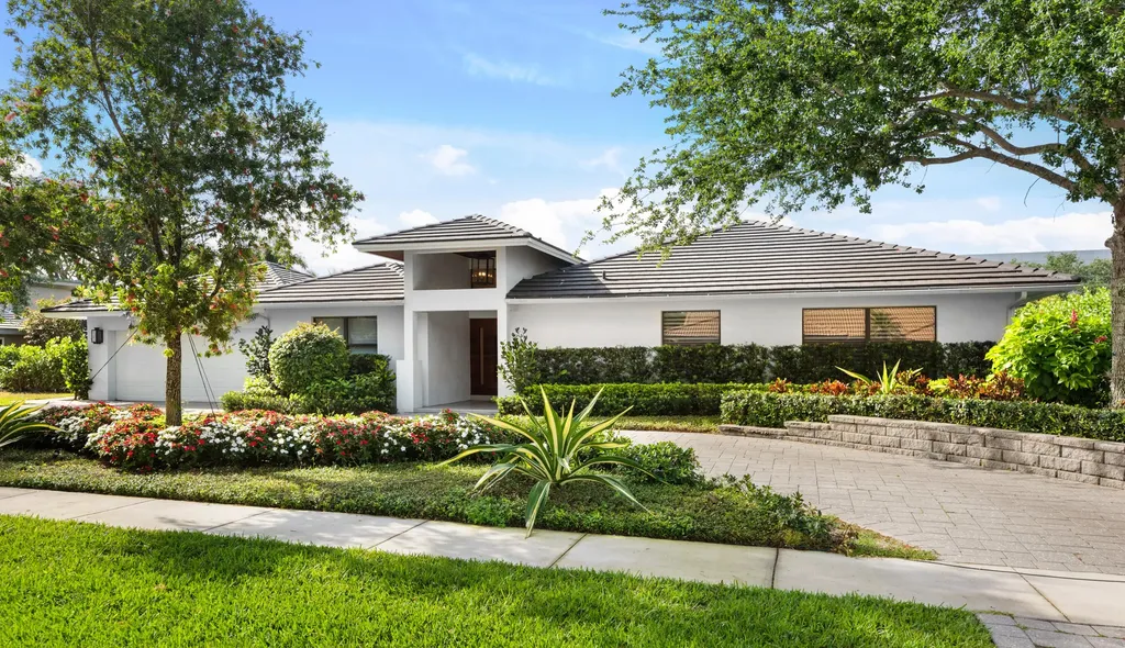 2040 NW 25th Street Boca Raton FL 33431