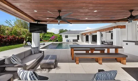 2040 NW 25th Street Boca Raton FL 33431