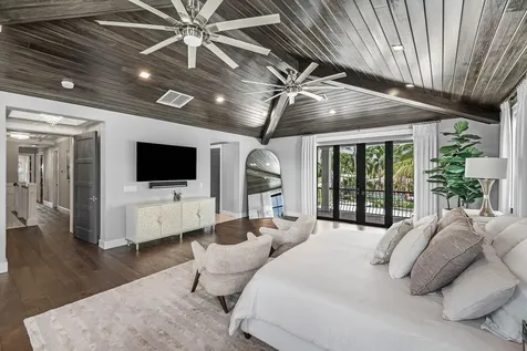 4001 NE 24th Avenue Lighthouse Point FL 33064