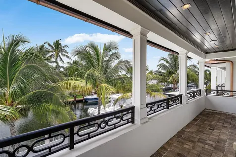 4001 NE 24th Avenue Lighthouse Point FL 33064