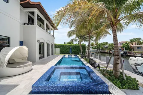 4001 NE 24th Avenue Lighthouse Point FL 33064
