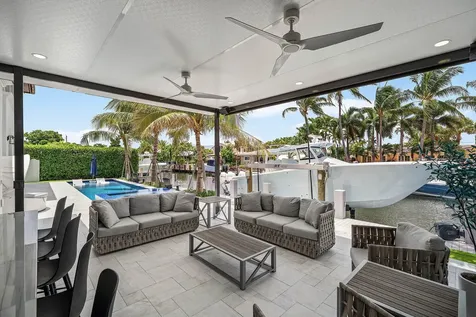 4001 NE 24th Avenue Lighthouse Point FL 33064