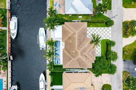 4001 NE 24th Avenue Lighthouse Point FL 33064
