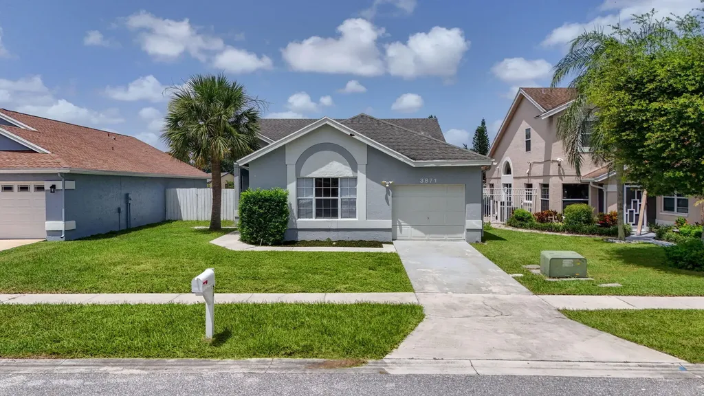 3871 Circle Lake Drive West Palm Beach FL 33417