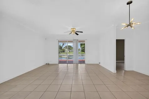 3871 Circle Lake Drive West Palm Beach FL 33417