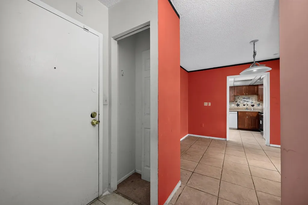 4172 Inverrary Drive Lauderhill FL 33319