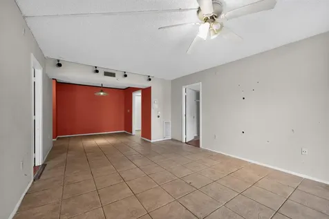 4172 Inverrary Drive Lauderhill FL 33319