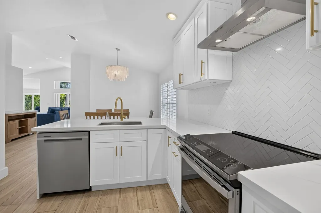 621 Anchor Point Delray Beach FL 33444