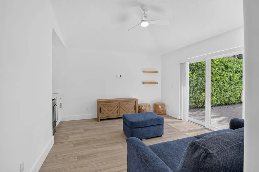 621 Anchor Point Delray Beach FL 33444
