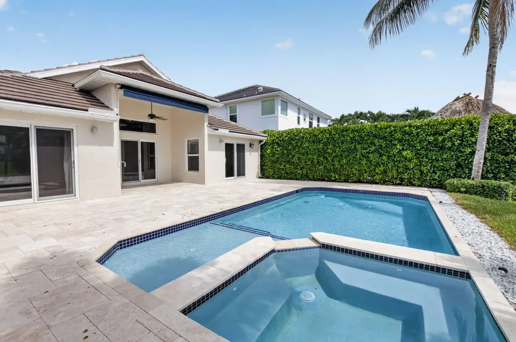 621 Anchor Point Delray Beach FL 33444