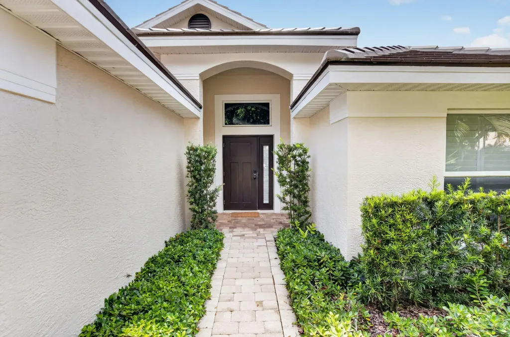 621 Anchor Point Delray Beach FL 33444