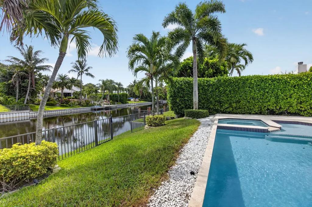 621 Anchor Point Delray Beach FL 33444