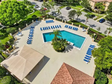 355 Prestwick Circle Palm Beach Gardens FL 33418