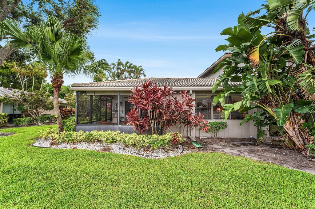 1 Stratford Drive E Boynton Beach FL 33436