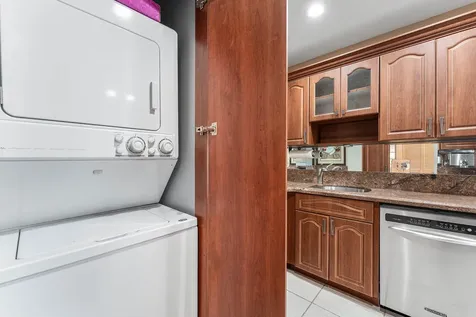 1 Stratford Drive E Boynton Beach FL 33436