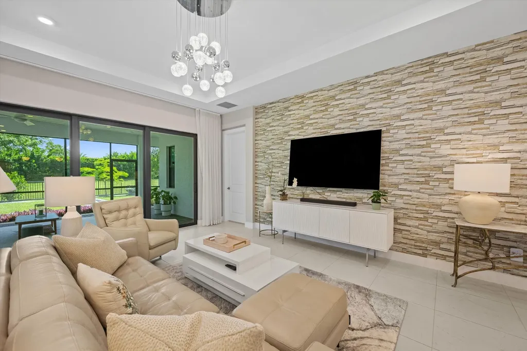 5432 Saint Armands Way Westlake FL 33470