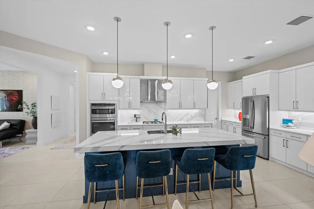 5432 Saint Armands Way Westlake FL 33470