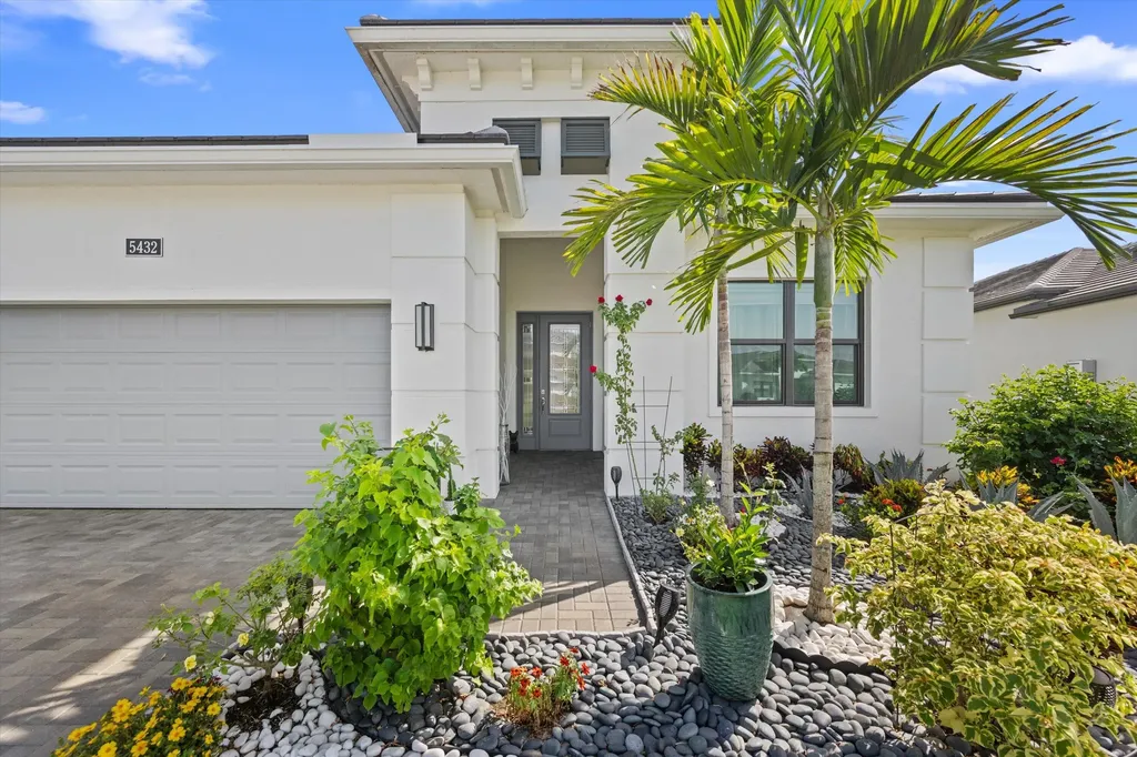 5432 Saint Armands Way Westlake FL 33470