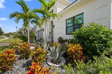 5432 Saint Armands Way Westlake FL 33470