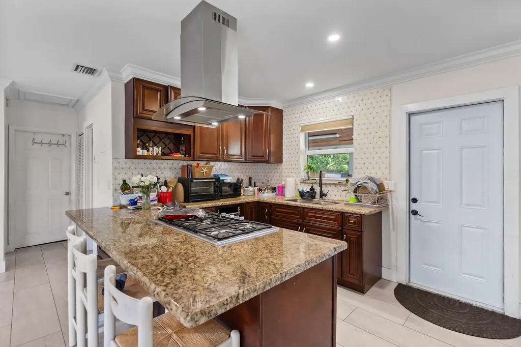 1446 W Jennings Street Lantana FL 33462