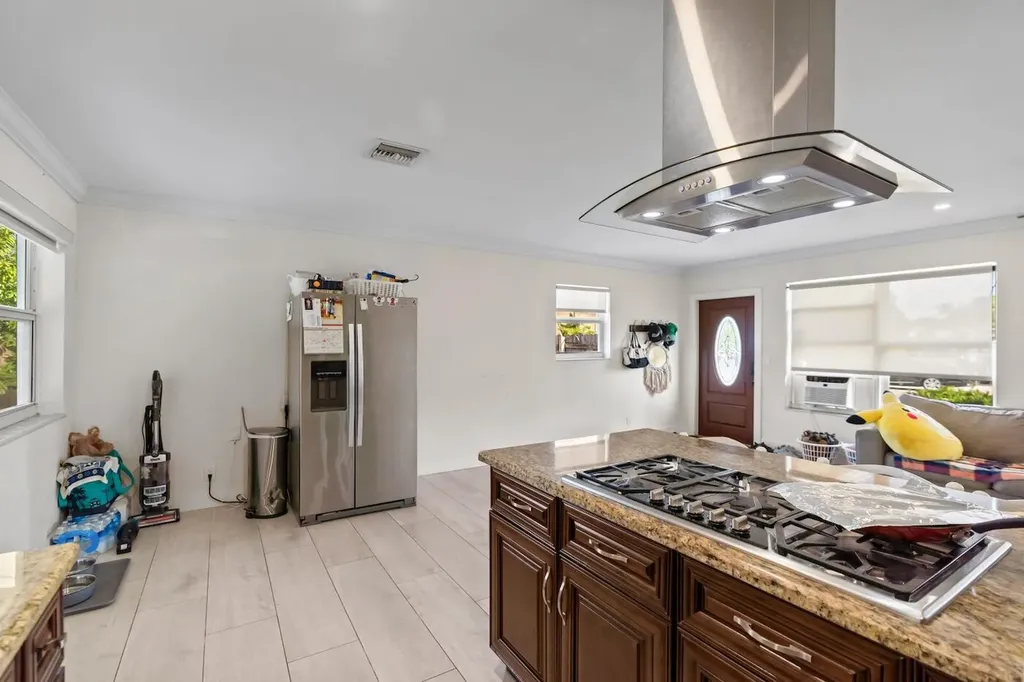 1446 W Jennings Street Lantana FL 33462