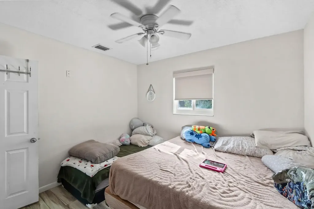 1446 W Jennings Street Lantana FL 33462