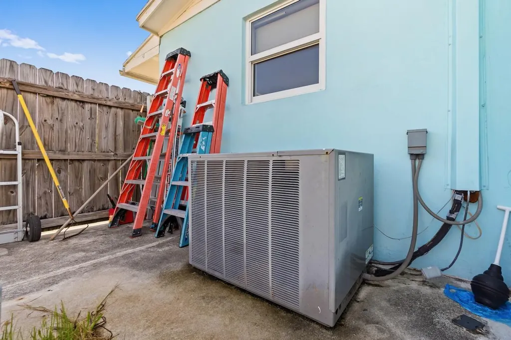 1446 W Jennings Street Lantana FL 33462