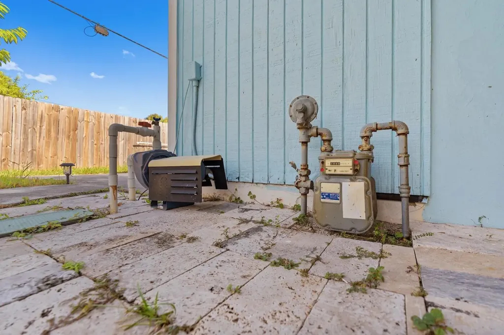1446 W Jennings Street Lantana FL 33462