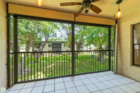 225 SE 10th Street Deerfield Beach FL 33441