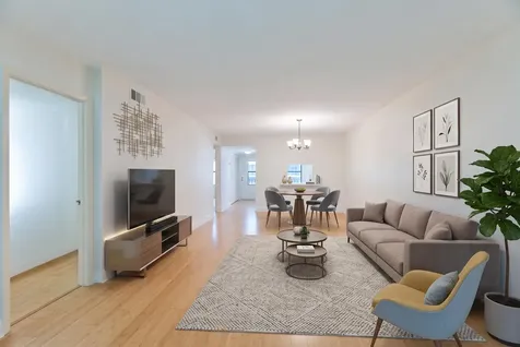 225 SE 10th Street Deerfield Beach FL 33441