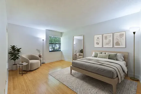 225 SE 10th Street Deerfield Beach FL 33441