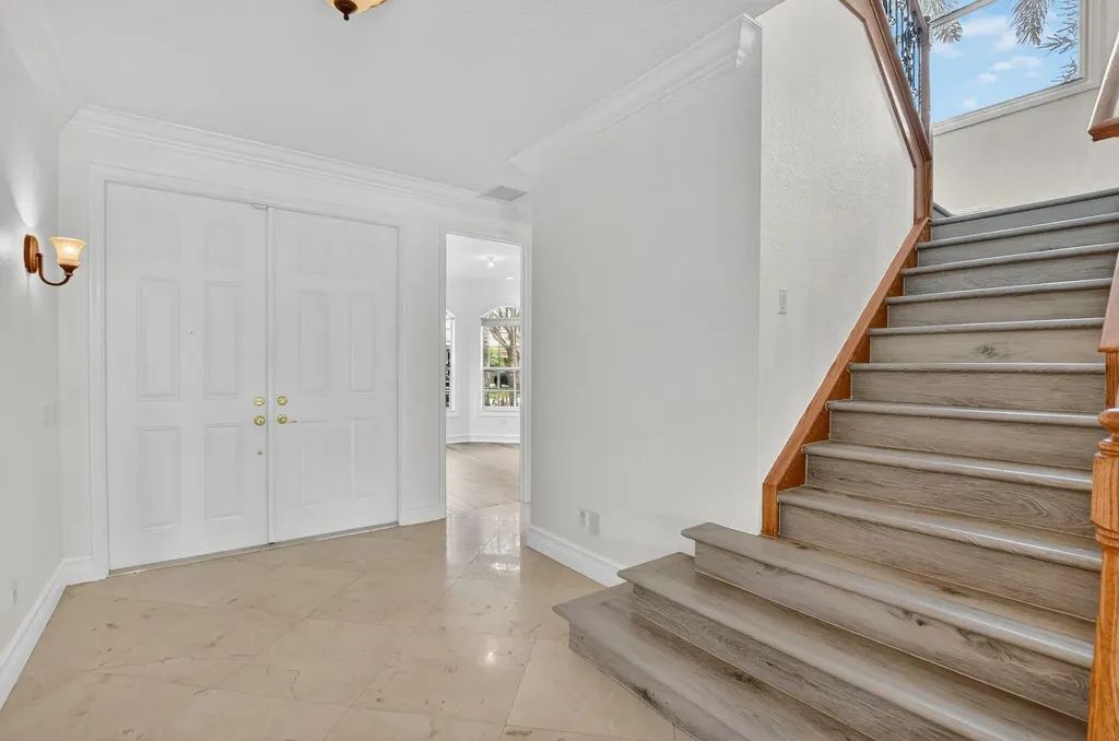 8326 Emerald Winds Circle Boynton Beach FL 33473