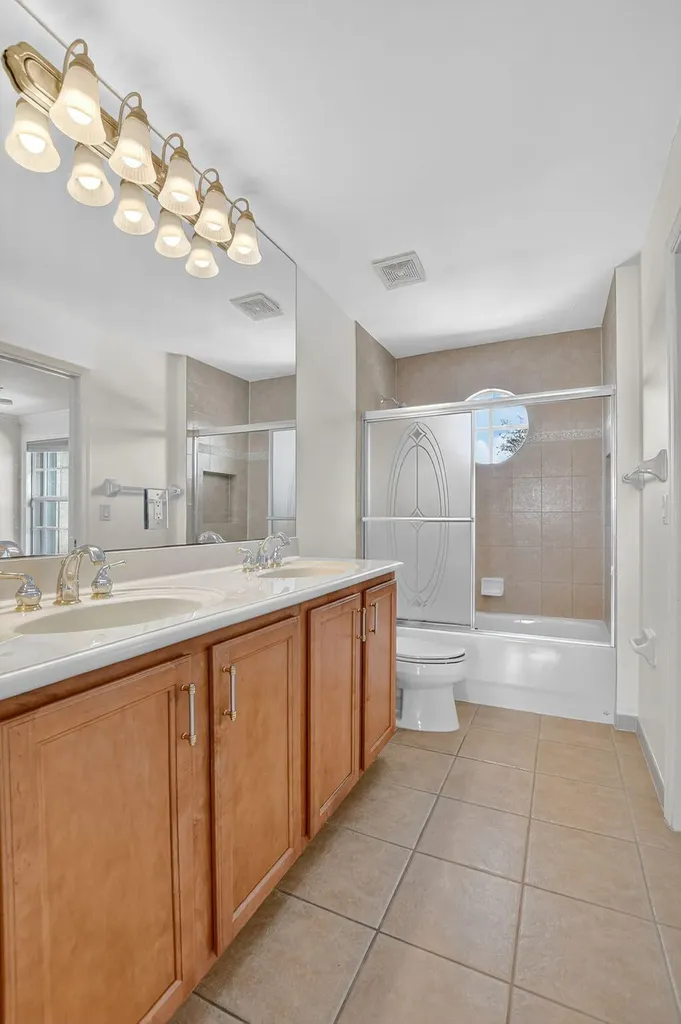 8326 Emerald Winds Circle Boynton Beach FL 33473
