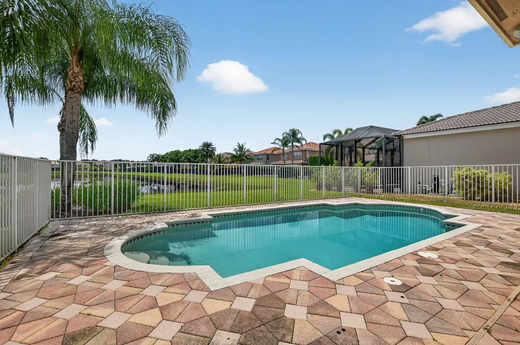 8326 Emerald Winds Circle Boynton Beach FL 33473
