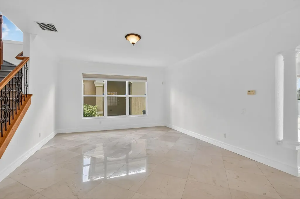8326 Emerald Winds Circle Boynton Beach FL 33473