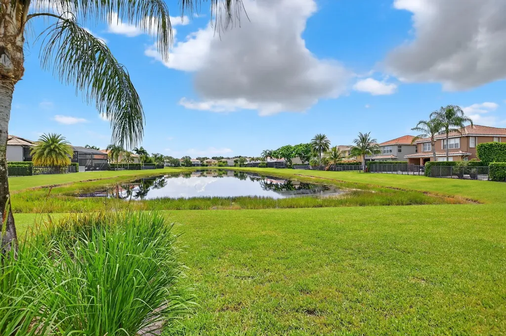8326 Emerald Winds Circle Boynton Beach FL 33473