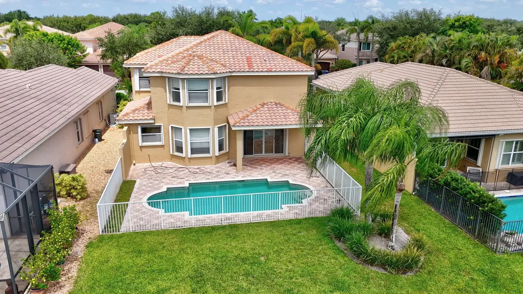 8326 Emerald Winds Circle Boynton Beach FL 33473