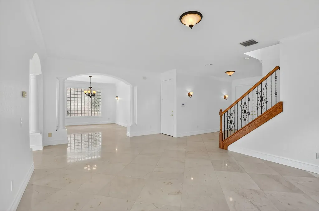 8326 Emerald Winds Circle Boynton Beach FL 33473