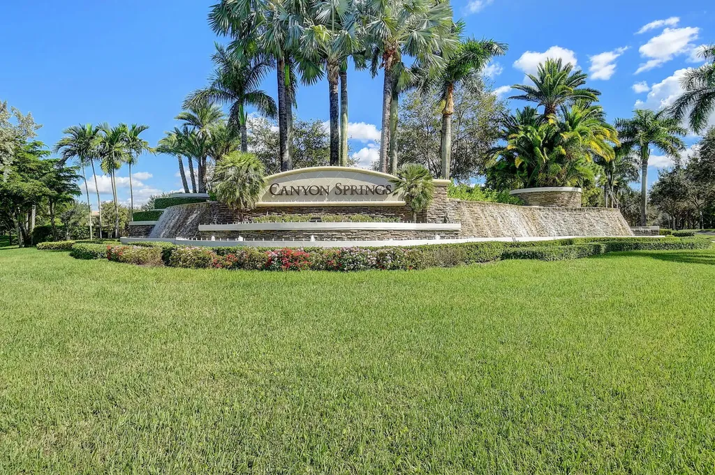 8326 Emerald Winds Circle Boynton Beach FL 33473