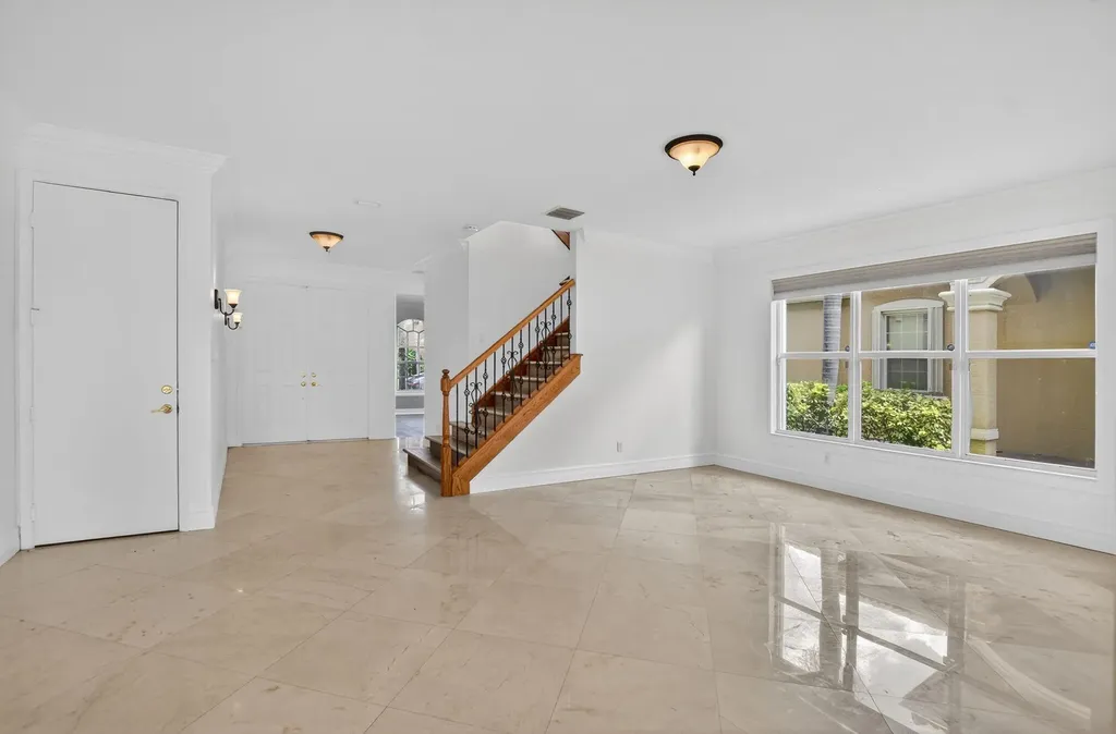8326 Emerald Winds Circle Boynton Beach FL 33473