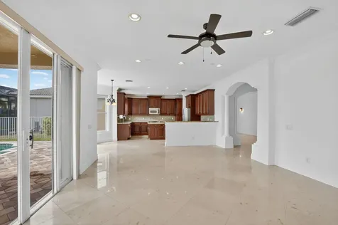 8326 Emerald Winds Circle Boynton Beach FL 33473