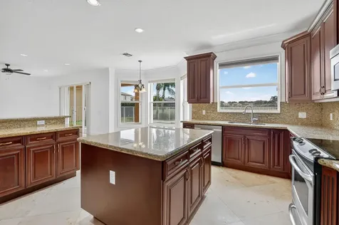 8326 Emerald Winds Circle Boynton Beach FL 33473
