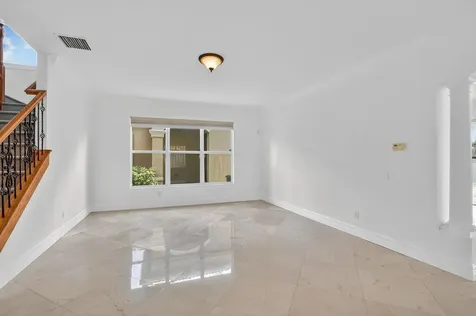 8326 Emerald Winds Circle Boynton Beach FL 33473