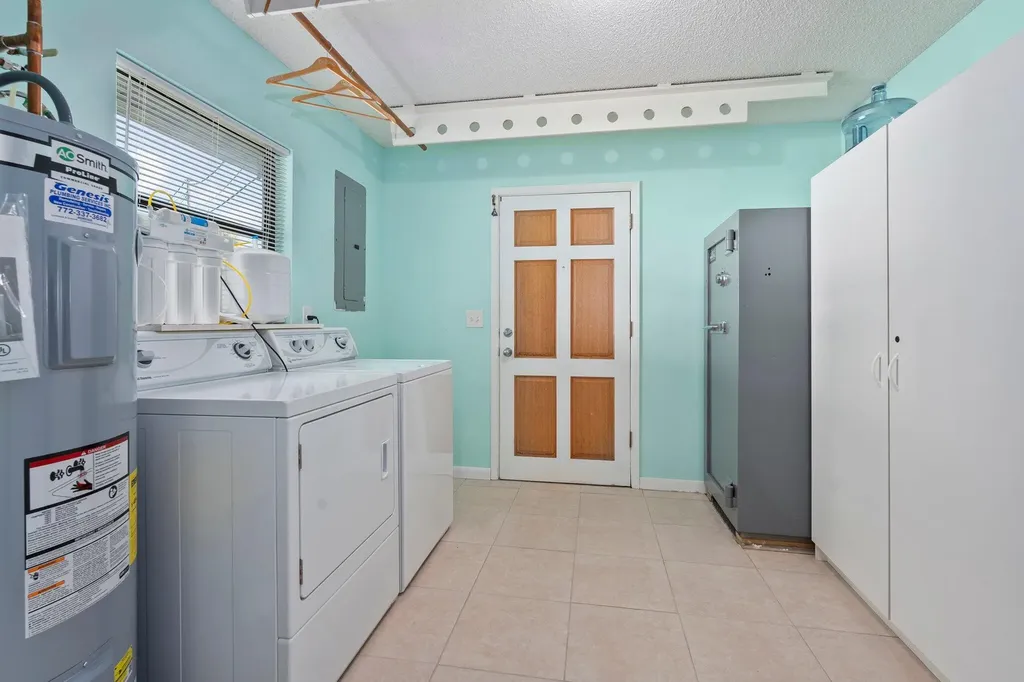 3201 Linda Vista Fort Pierce FL 34982