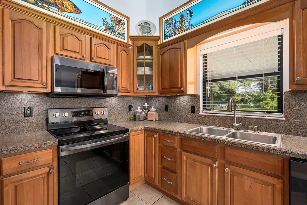 3201 Linda Vista Fort Pierce FL 34982
