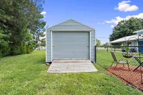 3201 Linda Vista Fort Pierce FL 34982