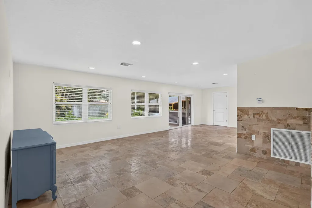 1125 41st Avenue Vero Beach FL 32960