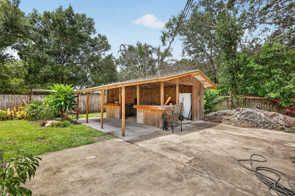 1125 41st Avenue Vero Beach FL 32960