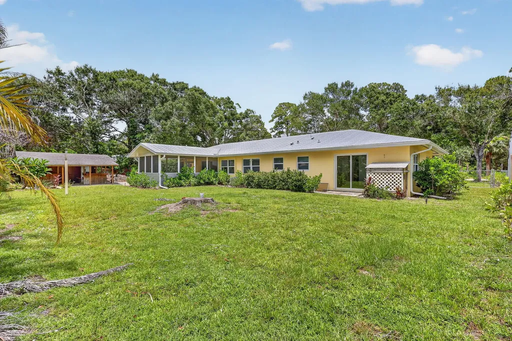1125 41st Avenue Vero Beach FL 32960